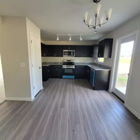 536 Lakerun Dr, Bunnlevel, NC 28323 photo 7