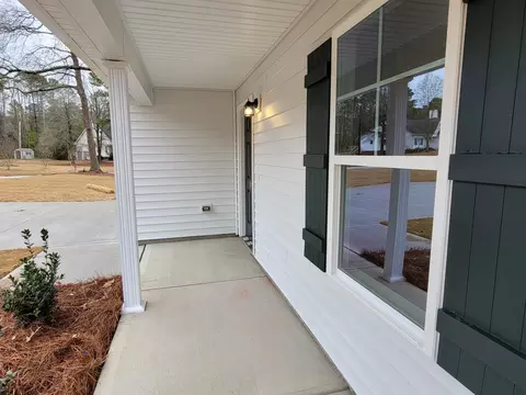 597 Lakerun Dr, Bunnlevel, NC 28323 photo 2