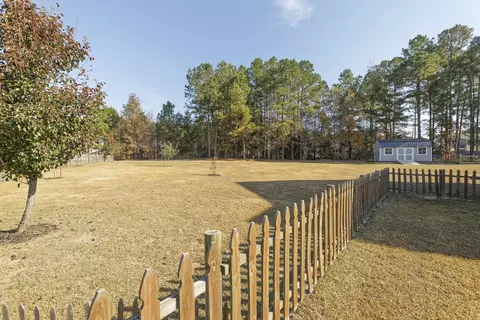 55 Honor Ln, Bunnlevel, NC 28323 photo 14