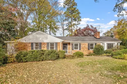 3211 Burns Pl, Raleigh, NC 27609