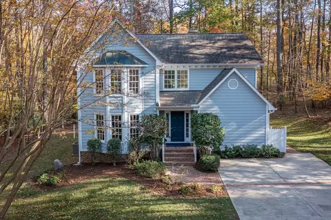 116 Cobblestone Dr, Chapel Hill, NC 27516