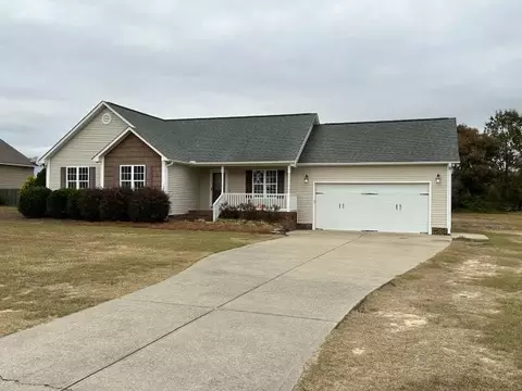 121 Beasley Estates Dr, Benson, NC 27504 photo 5