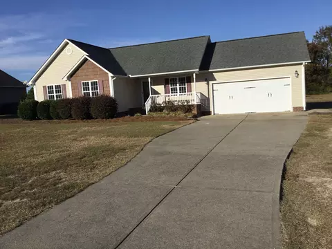 121 Beasley Estates Dr, Benson, NC 27504 photo 2