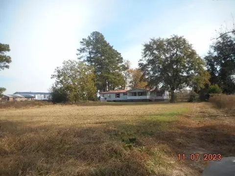 2080 Preston Rd, Maxton, NC 28364 photo 3
