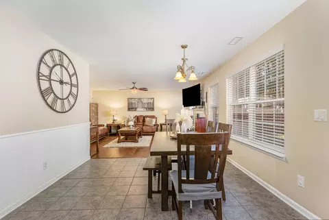401 Weeping Willow Dr, Durham, NC 27704 photo 8