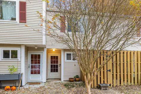220 Elizabeth St #A2, Chapel Hill, NC 27514
