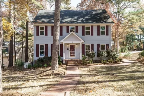 2 Fallen Oak Ct, Durham, NC 27713