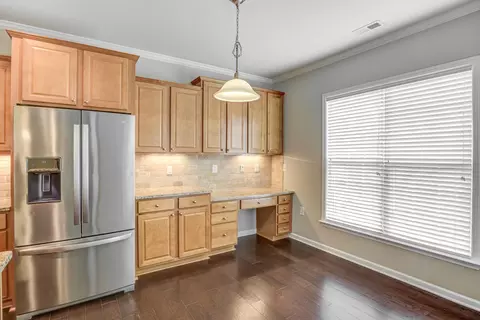 Kitchen - 817 Blackfriars Loop, Cary, NC 27519 photo 4 of 6