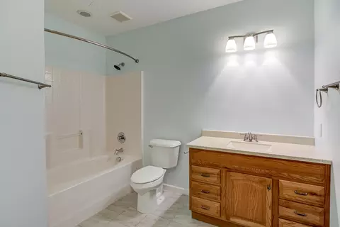 Bath - 817 Blackfriars Loop, Cary, NC 27519 photo 4 of 4