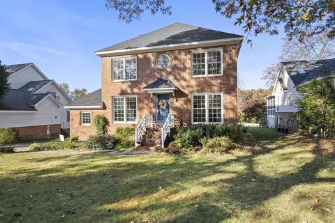 4949 Harbour Towne Dr, Raleigh, NC 27604