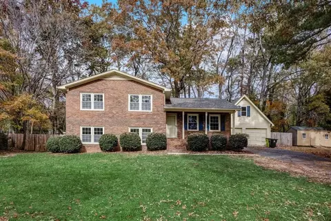 223 Smith Dr, Durham, NC 27712 photo 1