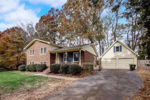 223 Smith Dr, Durham, NC 27712 photo 3
