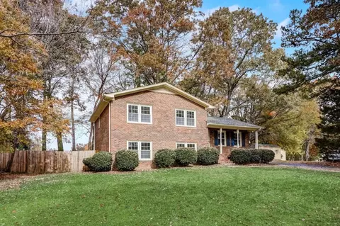 223 Smith Dr, Durham, NC 27712 photo 2