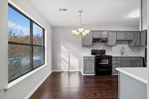 606 Kendall Dr, Durham, NC 27703 photo 7
