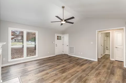 212 Deep Pool Ct, Benson, NC 27504 photo 3