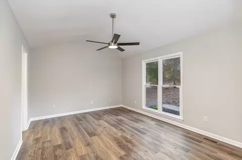 212 Deep Pool Ct, Benson, NC 27504 photo 7