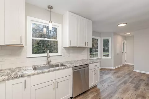 212 Deep Pool Ct, Benson, NC 27504 photo 4