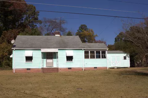 33 Hawthorn Dr, Durham, NC 27712