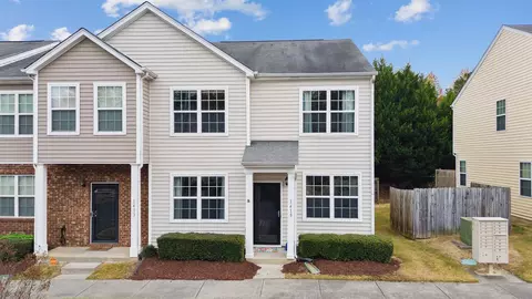 1415 Oxleymare Dr, Raleigh, NC 27610