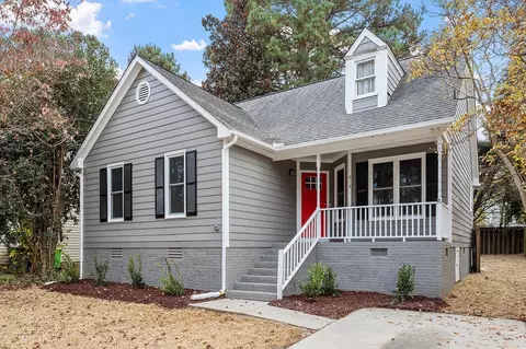 813 Lake Brandon Trl, Raleigh, NC 27610