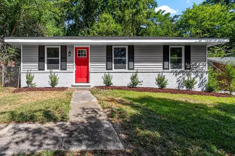 433 Solar Dr, Raleigh, NC 27610