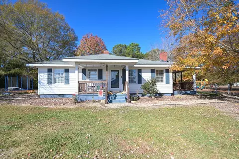 8040 Nc 97 Hwy, Elm City, NC 27822