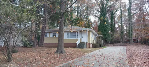 116 Hanna St, Carrboro, NC 27510