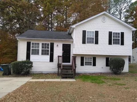 3220 Mango Dr, Raleigh, NC 27610 photo 1