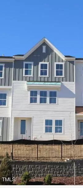 704 Icarus Ln, Wake Forest, NC 27587