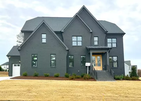 2724 Manors Edge Dr, New Hill, NC 27562