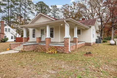 6669 E Wilson St, Fountain, NC 27829