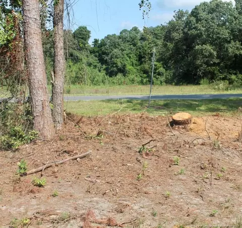 Laurinburg Road Highway S, Raeford, NC 28376