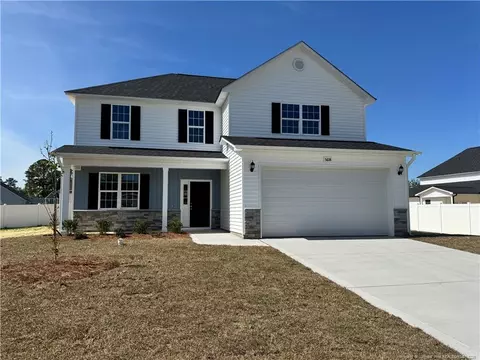5608 Pondhaven Dr, Fayetteville, NC 28314