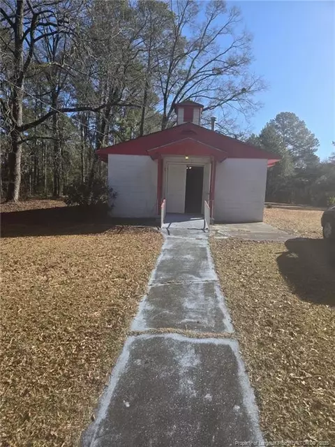 904 Marsh St, Fayetteville, NC 28301