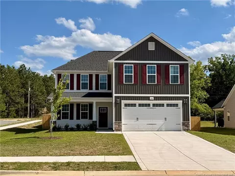 146 Ironbark Dr, Raeford, NC 28376