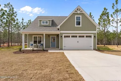 1001 Ivory Ln, West End, NC 27376