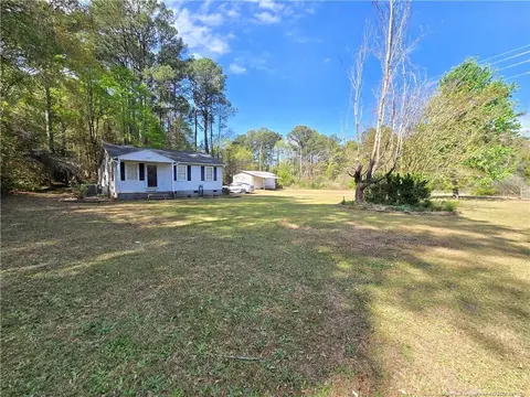 953 Francis Dr, Fayetteville, NC 28306