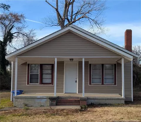 402 406 410 Warren St, Fayetteville, NC 28312
