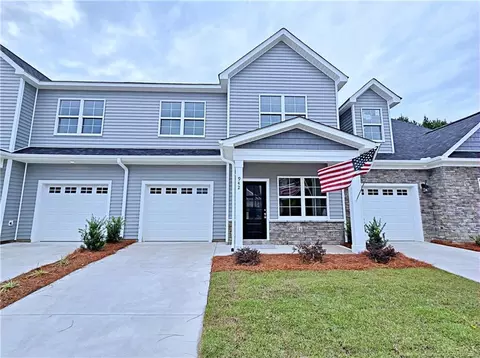 942 Kensington Park Rd, Fayetteville, NC 28311