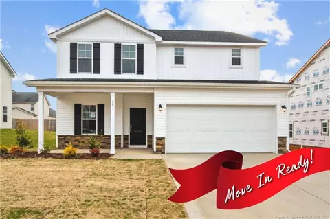 203 Brickendon Ln, Raeford, NC 28376