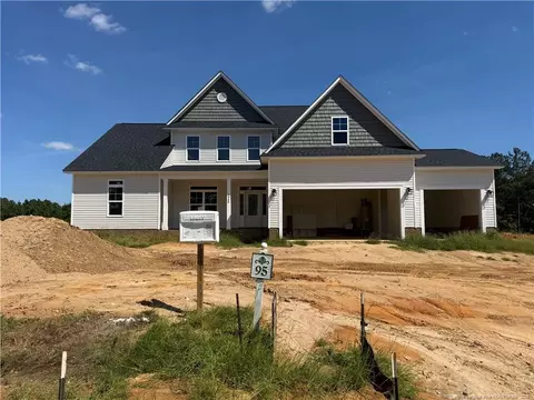1955 Thomas Wood Dr, Fayetteville, NC 28306