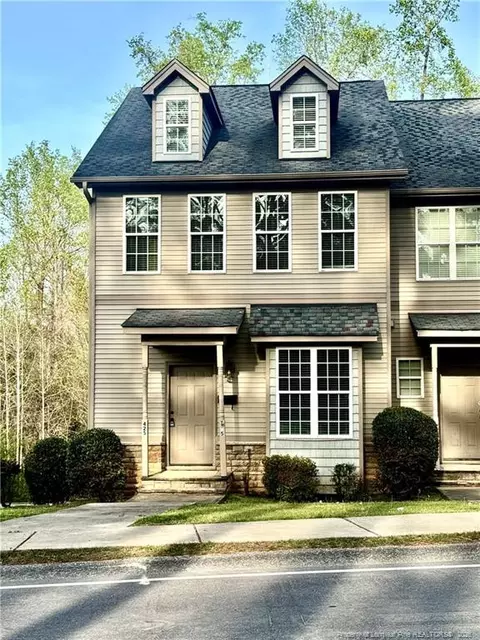 425 Georgetown Cir, Fayetteville, NC 28314