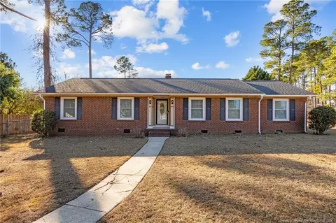 6319 Whitehall, Fayetteville, NC 28303