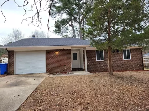 2520 Graham Rd, Fayetteville, NC 28304