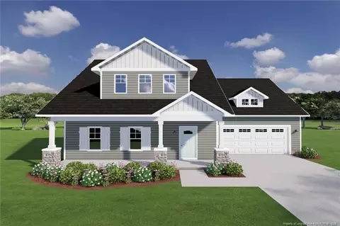 802 Southerland Peak Dr, Raeford, NC 28376