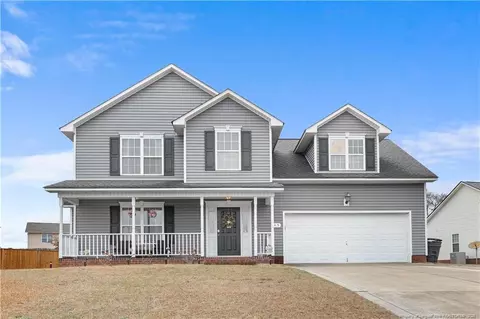 45 Yancey Ct, Spring Lake, NC 28390