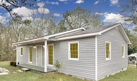 259 Maxie Loop, Spring Lake, NC 28390 photo 2