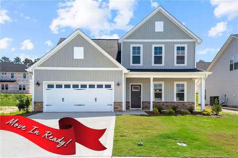 352 Marlborough St, Raeford, NC 28376