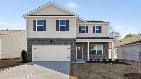 411 Hartfield Ave, Raeford, NC 28376