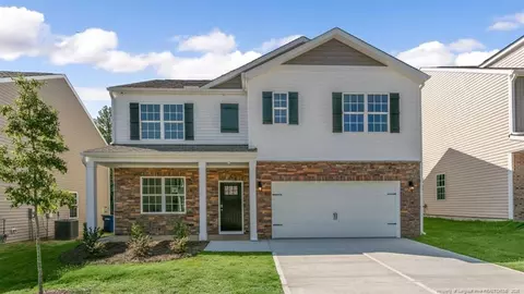 308 Maddox Dr, Aberdeen, NC 28315